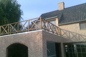 Balustrade in afromosia